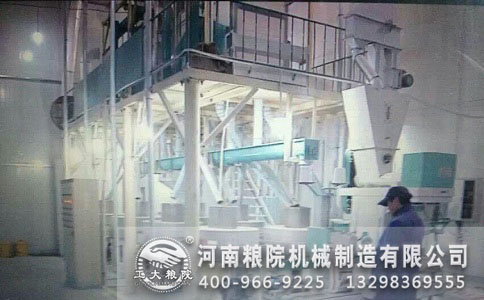 全自動(dòng)石磨面粉機(jī) 全自動(dòng)石磨面粉機(jī)